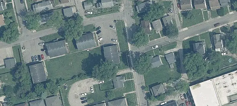 16-Unit Garden Apartment Buildings