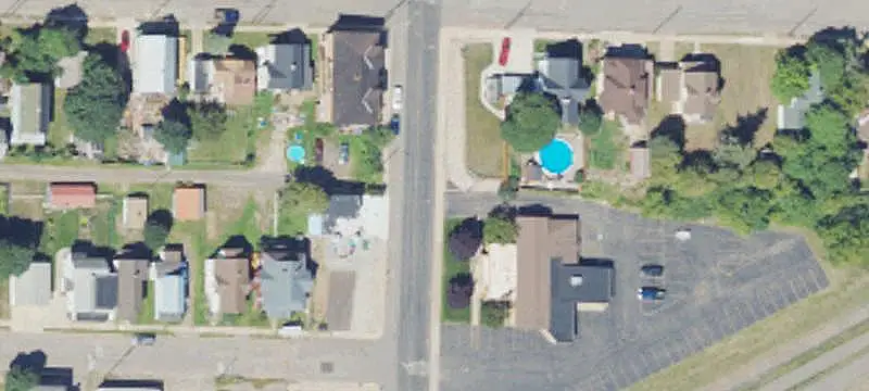 Duplex with Rear Deck
