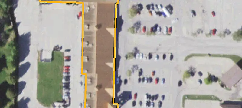 Kroger-Anchored Shopping Center