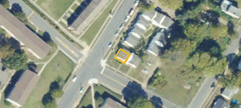 20-Unit Apartment Buildings