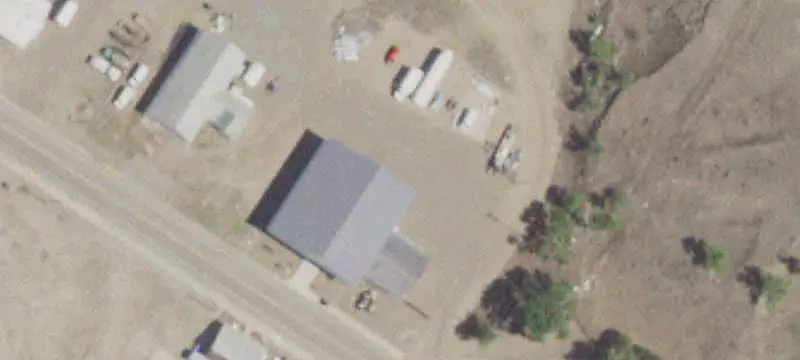 Manufacturing Facility with Apartment
