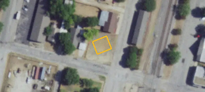 Commercial Land in Opportunity Zone