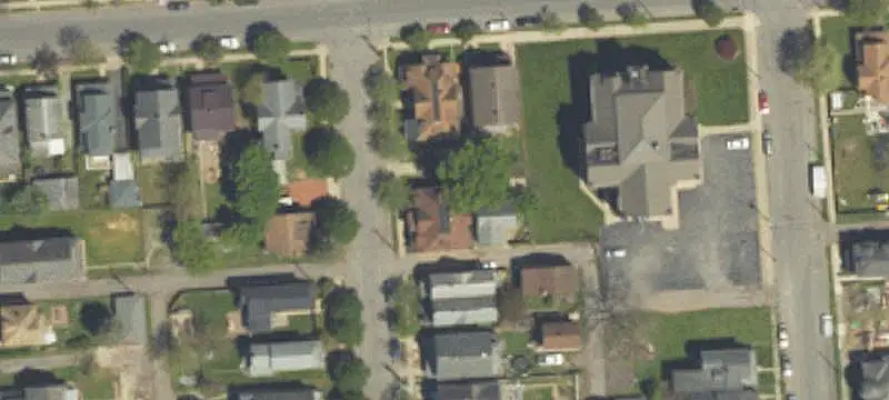 7-Unit Apartment Building