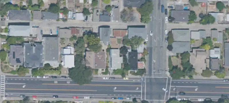 Victorian Fourplex With Off-Street Parking