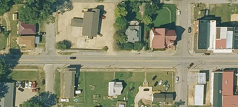 Storefront Building with Highway Access