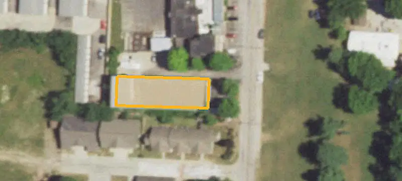 10-Unit Apartment Building
