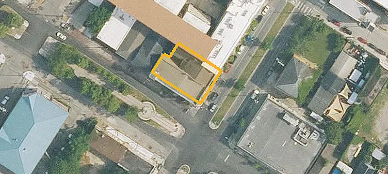 Restored Three-Story Mixed-Use Property
