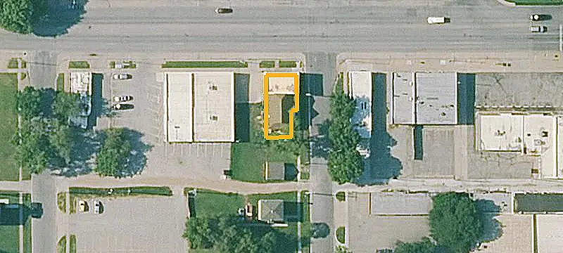 Multi-Tenant Mixed-Use Property