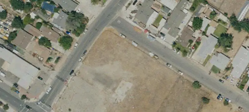 Hard-Corner Commercial Land