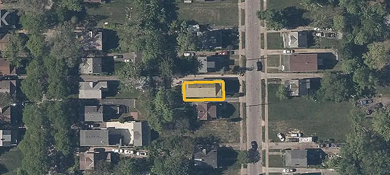 Six-Bedroom Duplex