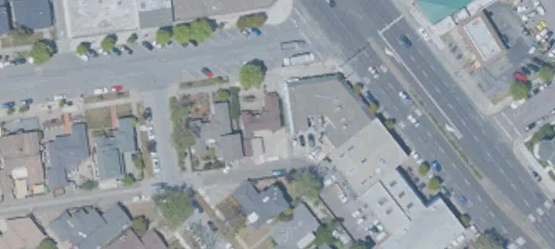 Detached Multi-Tenant Office Building