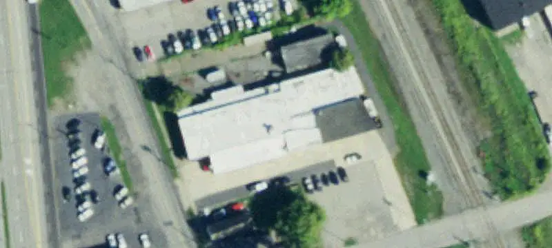 Flex Space With Drive-In Door