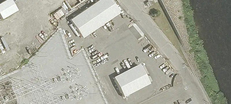 Fenced Flex Space with Overhead Door