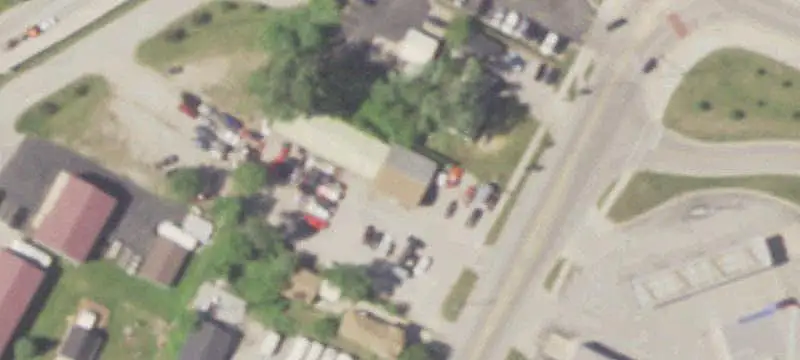 Four-Bay Auto Shop Property