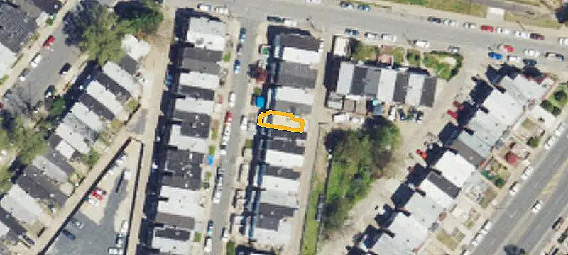 Vacant Duplex with Basement Access