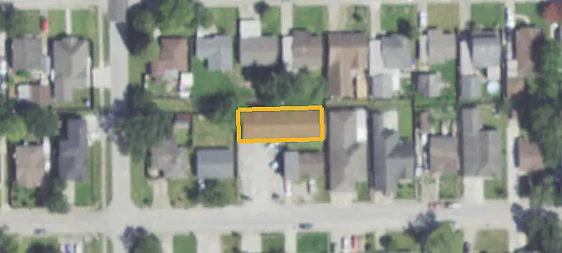 14-Unit Apartment Building