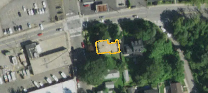 9-Unit Victorian Apartment Building