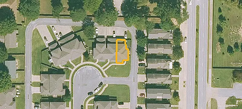 Three-Unit Triplex With Garages