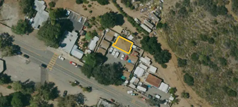 10-Unit Apartment Building