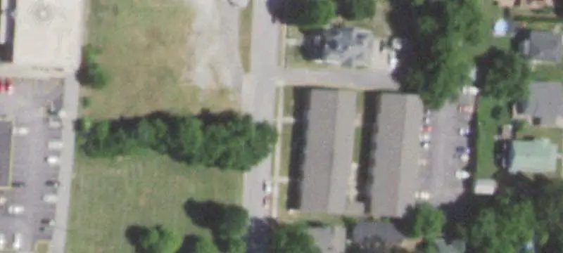 4-Unit Apartment Building