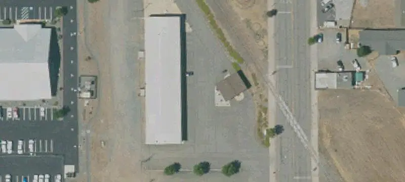 Five-Unit Corner Retail Building