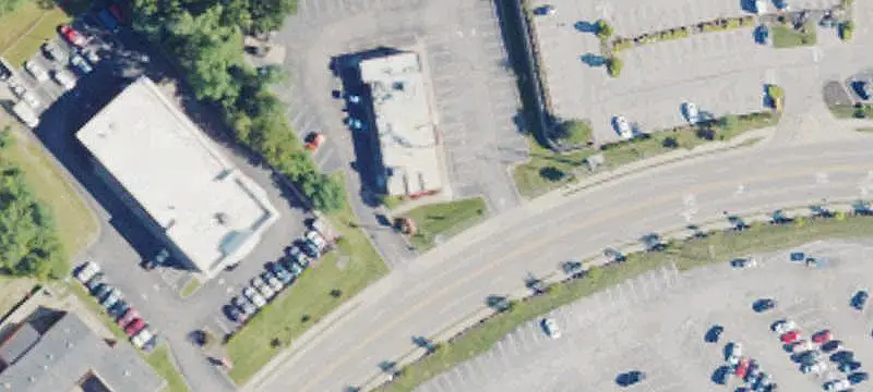 Single-Tenant Restaurant Building