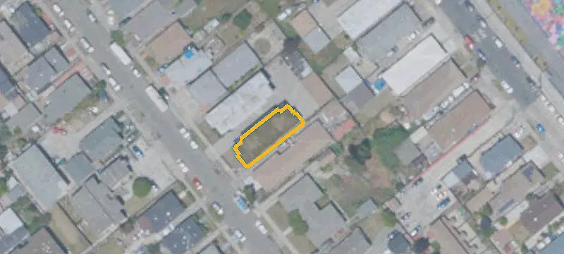 Quadplex with Renovated Vacant Unit
