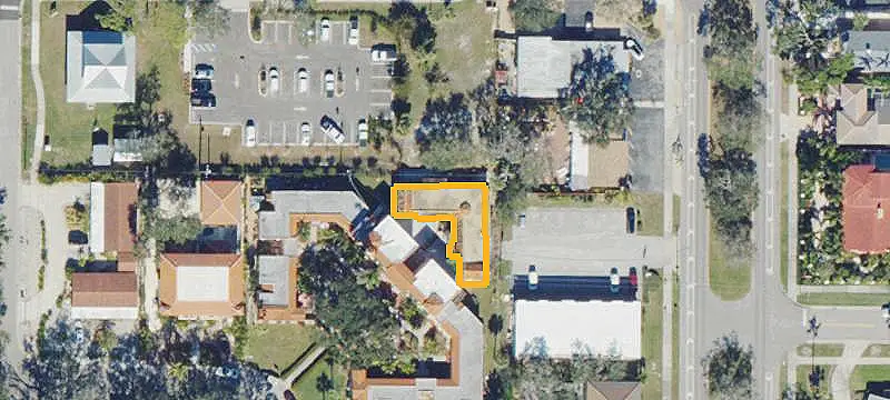 18-Unit Apartment Property