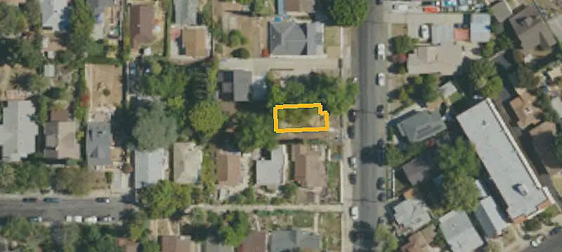 New Construction Triplex with Detached Garage