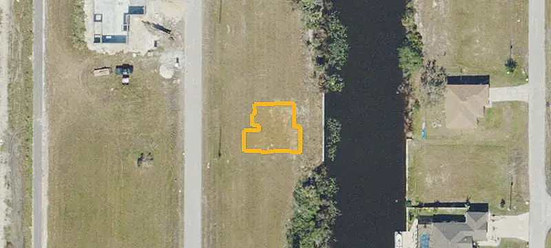 3022 SE 6TH, Cape Coral, FL 33904