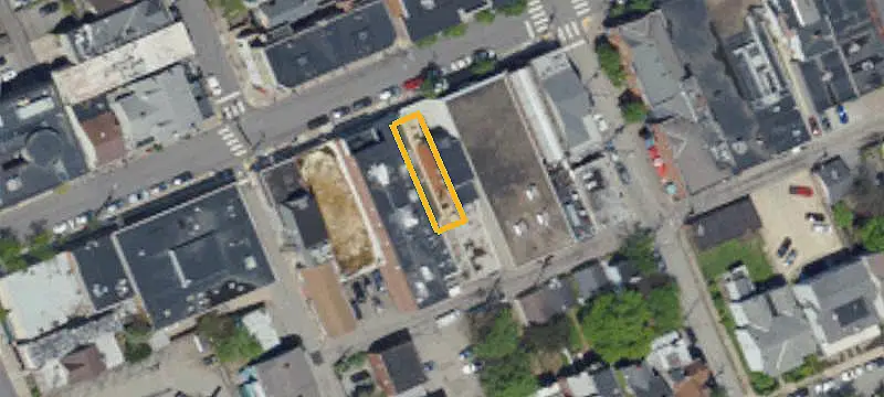 Three-Story Restaurant Space