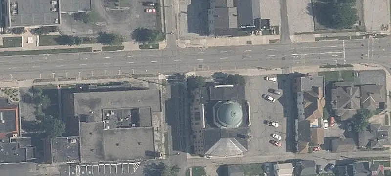 12-Unit Apartment Building