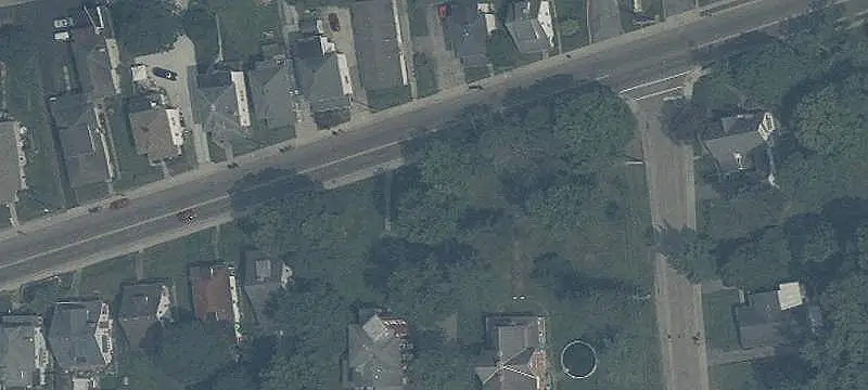 5-Unit Apartment Building
