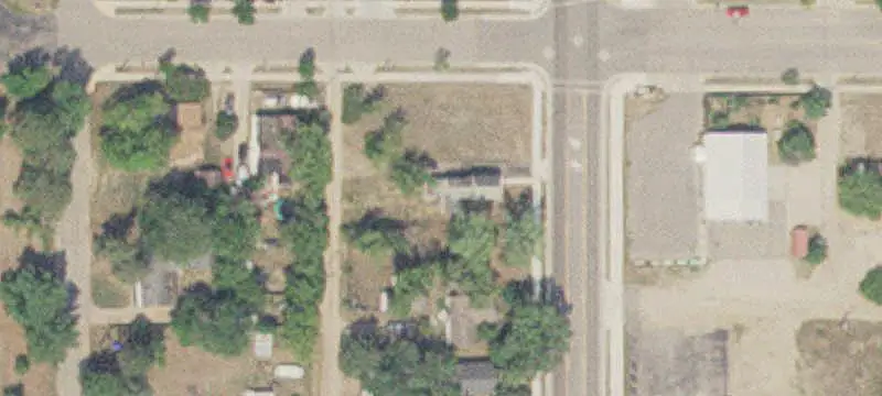 5-Unit One-Level Apartment Building