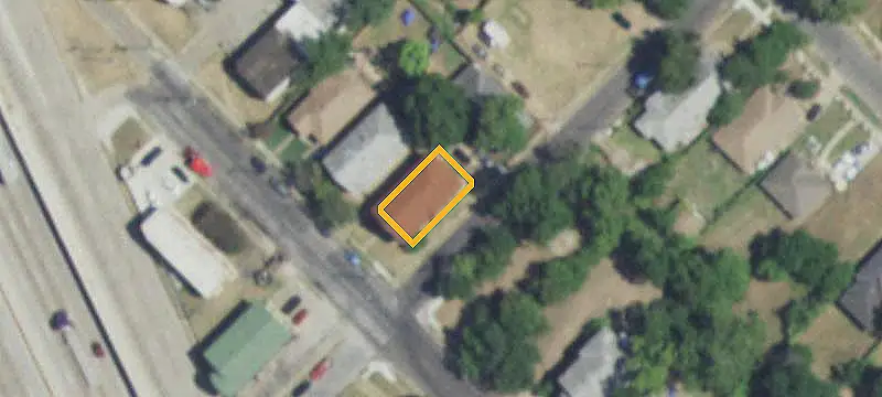 17-Room Apartment Building