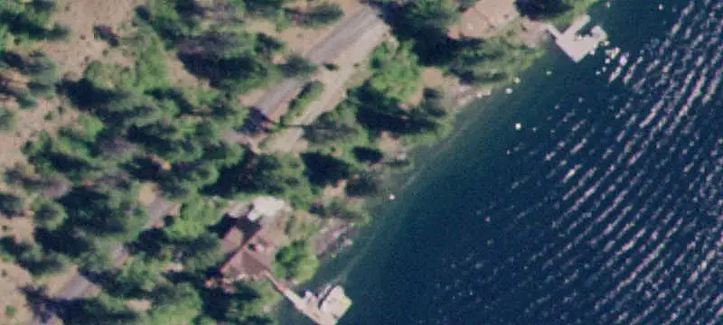 Land / Waterfront