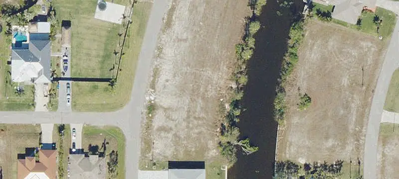 2701 NW 26th Pl, Cape Coral, FL 33993