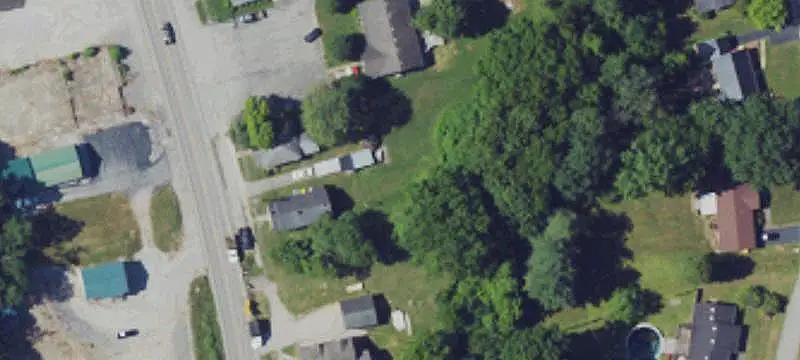 Mixed-Use Property with Apartment