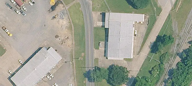 Dock-High Distribution Center