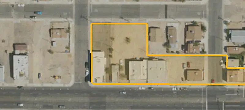 Three-Unit Retail Property
