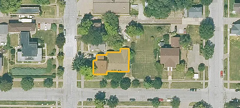 9-Unit Apartment Building