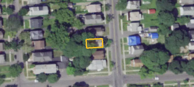Duplex with Separate Utilities