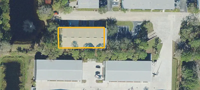 Free-Standing Flex Space