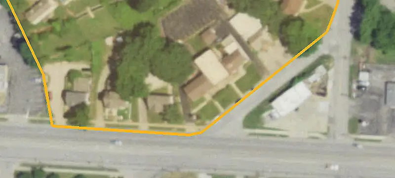Mixed-Use Property With Offices