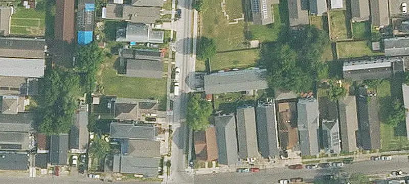 MULTI FAMILY FOR SALE / Townhouse