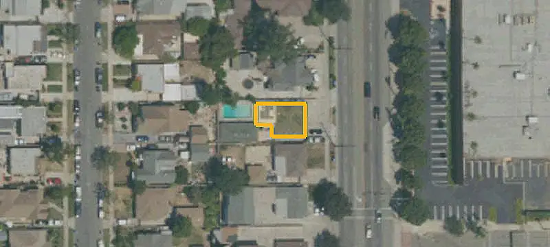 Duplexes with Private Pool