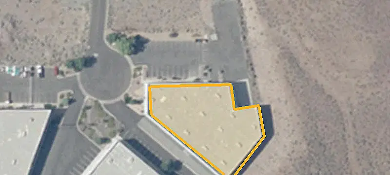 High-Clear Warehouse With Dock Access