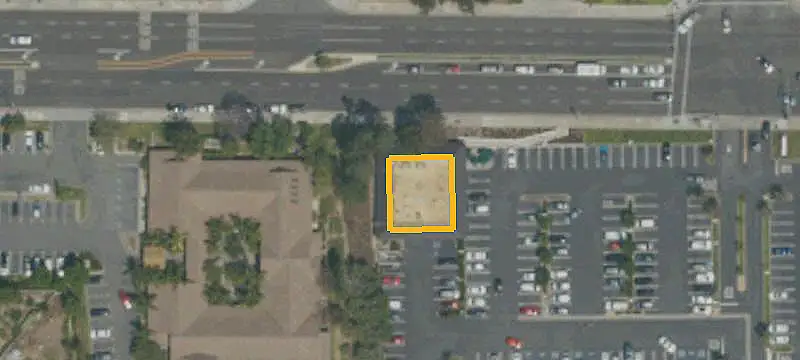 Anchored Valley View Shopping Center