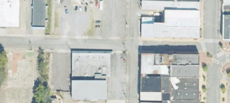 Storefront Property Near Courthouse