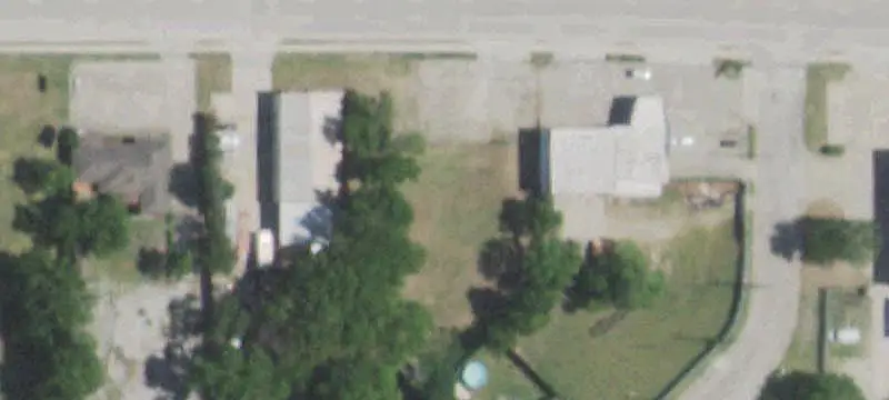 Freestanding Flex Building with Covered Bay